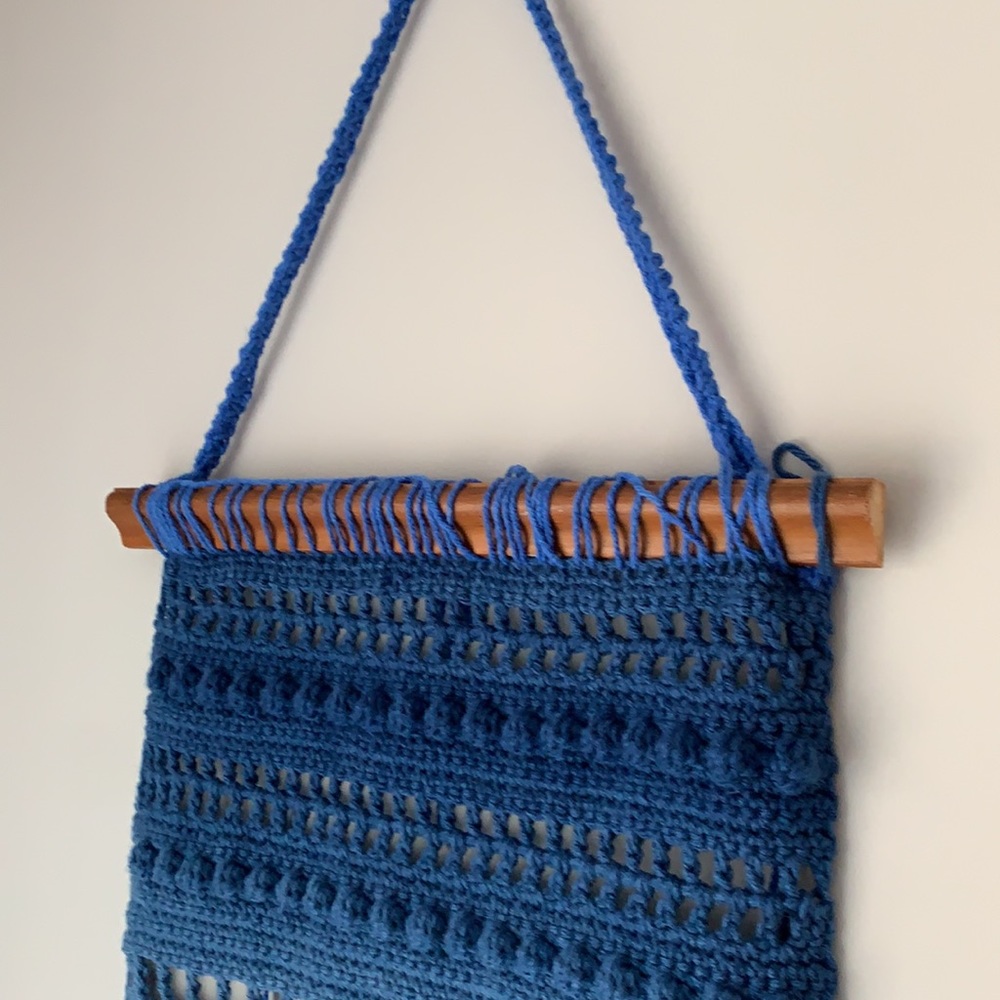 Blue ombré wall hanging - Picture 3 of 5